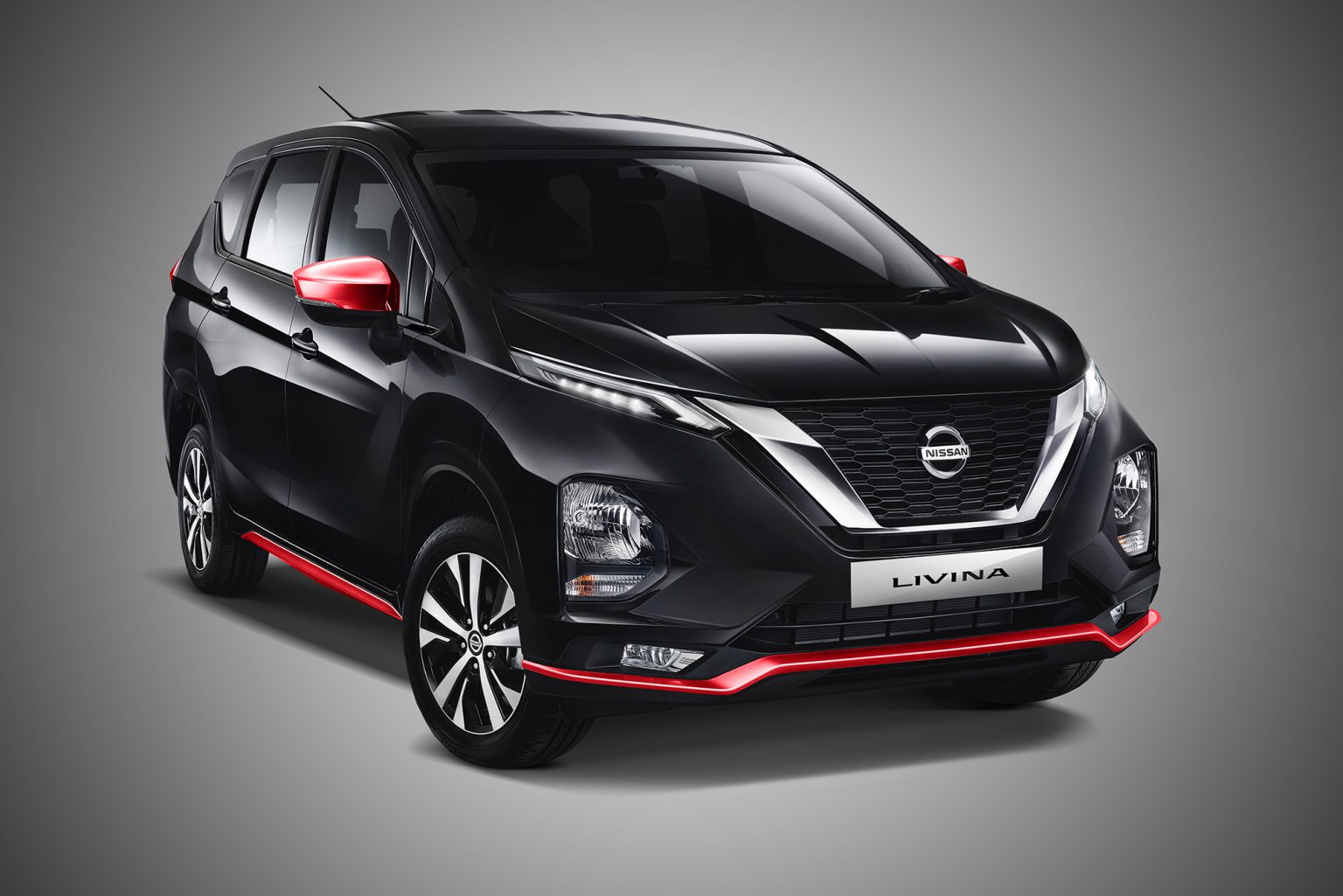 NISSAN INDONESIA LUNCURKAN NISSAN LIVINA PALING EKSLUSIF