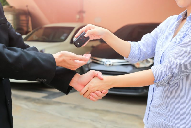 Pilih Trade in atau Jual Mobil, Mana yang terbaik untuk Anda?
